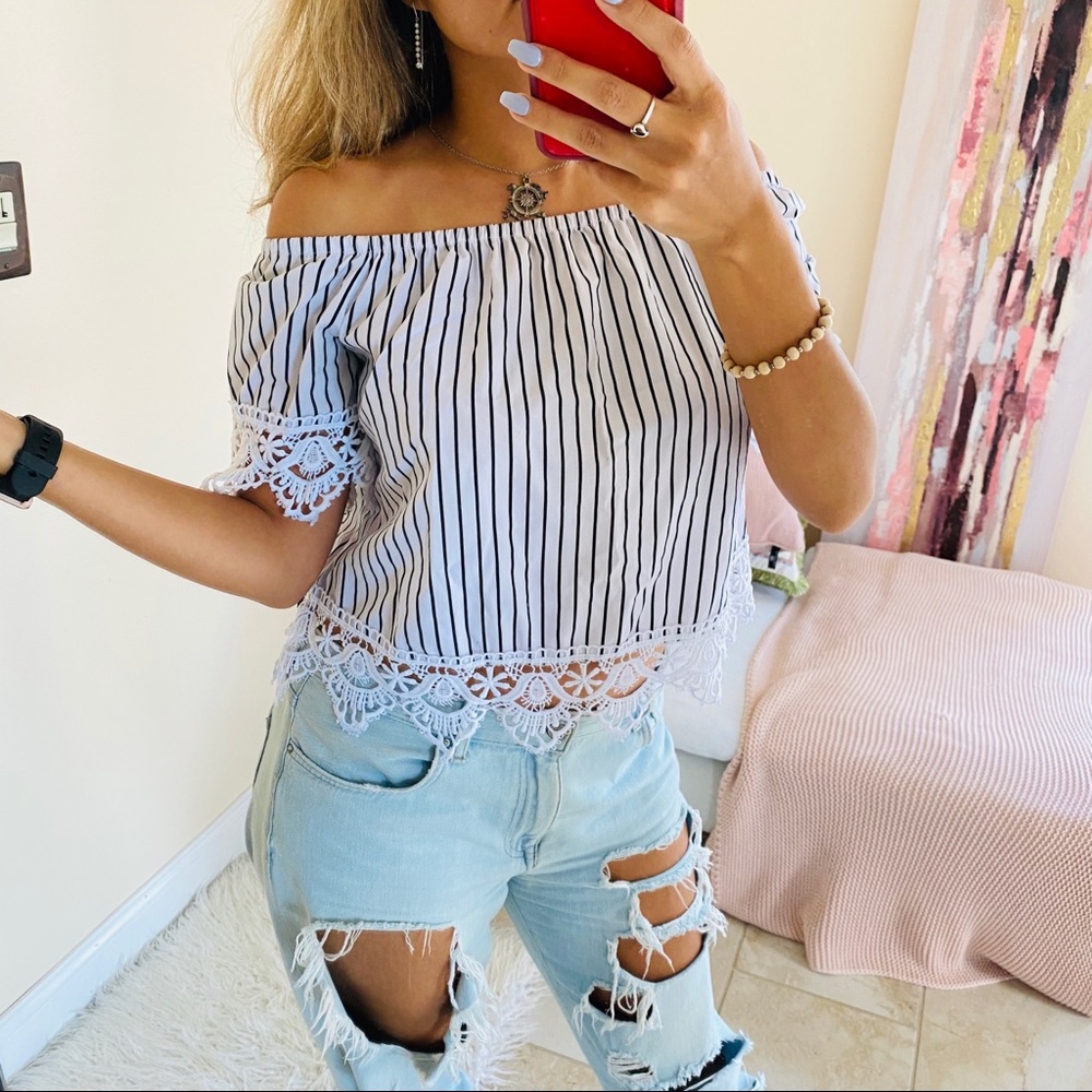 Ambiance off the shoulder top